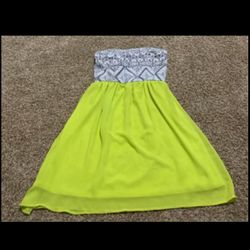 beautiful strapless dress size M