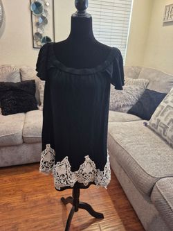Black dress $3
