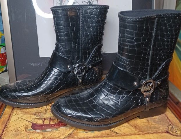 Michael Kors Rain Boot Size 10 