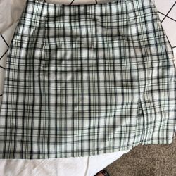 Princess Polly Skirt Plaid Size 4