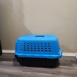Small Pet Carrier Good Conditions 