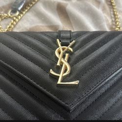 Brand New Small Purse Very Elegant 