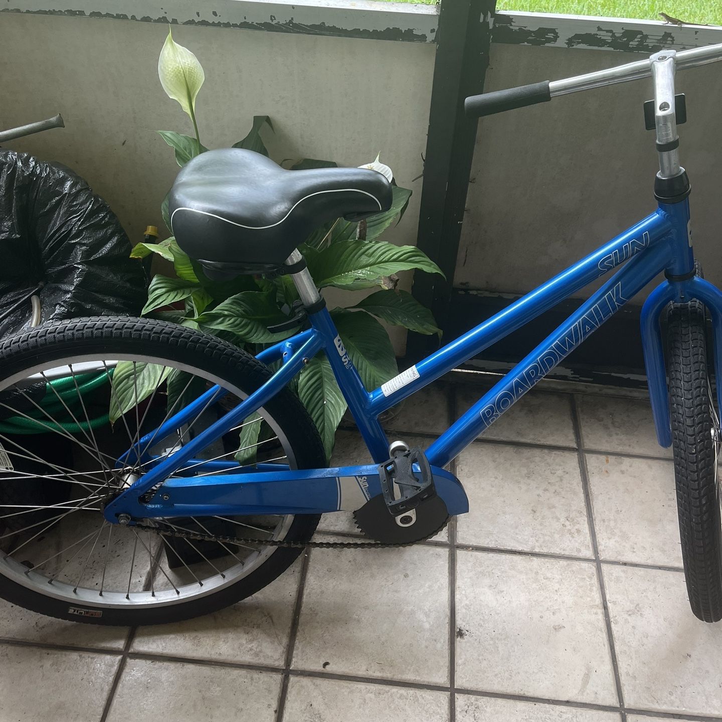 sun boardwalk cruiser