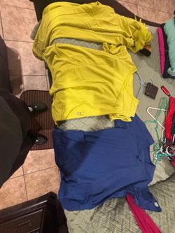 Women’s scrubs