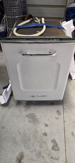 Kitchen Aid Big Chill Dishwasher