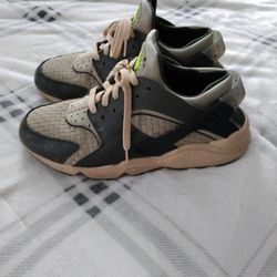 Nike Air Huarache Crater Premium 'Cargo Khaki'