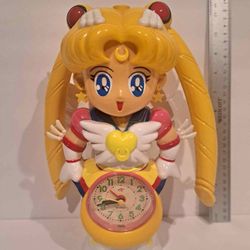 SAILOR MOON CLOCK WITH SOUND - LIKE NEW - $65 COLLECTIBLE RARE CLOCK WITH SOUND ✅
