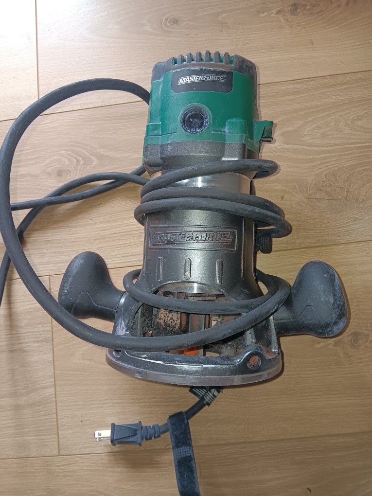 Masterforce® 2-1/2 HP Corded Digital Variable Speed Fixed Base Router