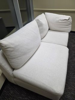 White office couch.. ( only 1 left) .. 🔥🔥🔥