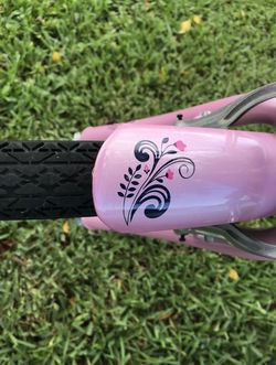 schwinn lulu beach cruiser