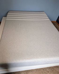 Free Queen Matress