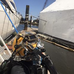 Diving And Boat Bottom Cleaning 