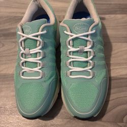 Women’s Dr. Comfort Mint Green Shoes