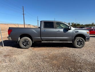 2017 Nissan Titan XD
