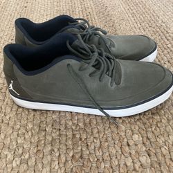 Jordan 1 Low Alt (GS) Olive Aura