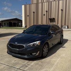 2014 Kia Cadenza