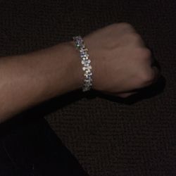 5A zircon Cross Bracelet Throw Offers 