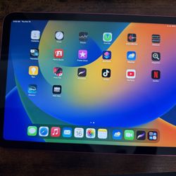 Apple iPad 10th Generation 