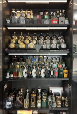 niche cologne up for trades and selling