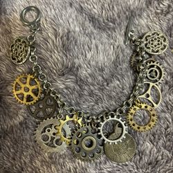 Awesome Vintage Steampunk Bracelet