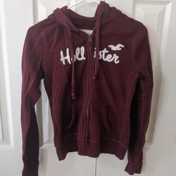 Hollister ⛱️ Medium Ladies Maroon Hooded Full Zip Sweatshirt