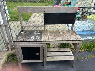 Kids guarding center