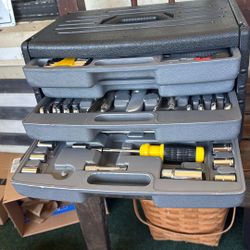 Harbor Freight 99 Piece Tool Set