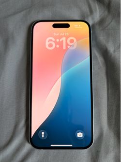 iPhone 15 128GB