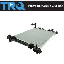 New in Box TRQ Radiator Assembly Plastic Tanks Aluminum Core for Grand Cherokee Durango
