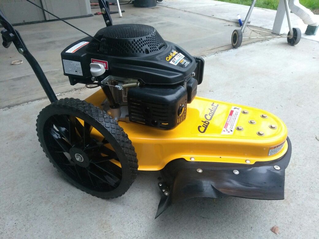 Cub Cadet ST 100 Wheeled String Trimmer