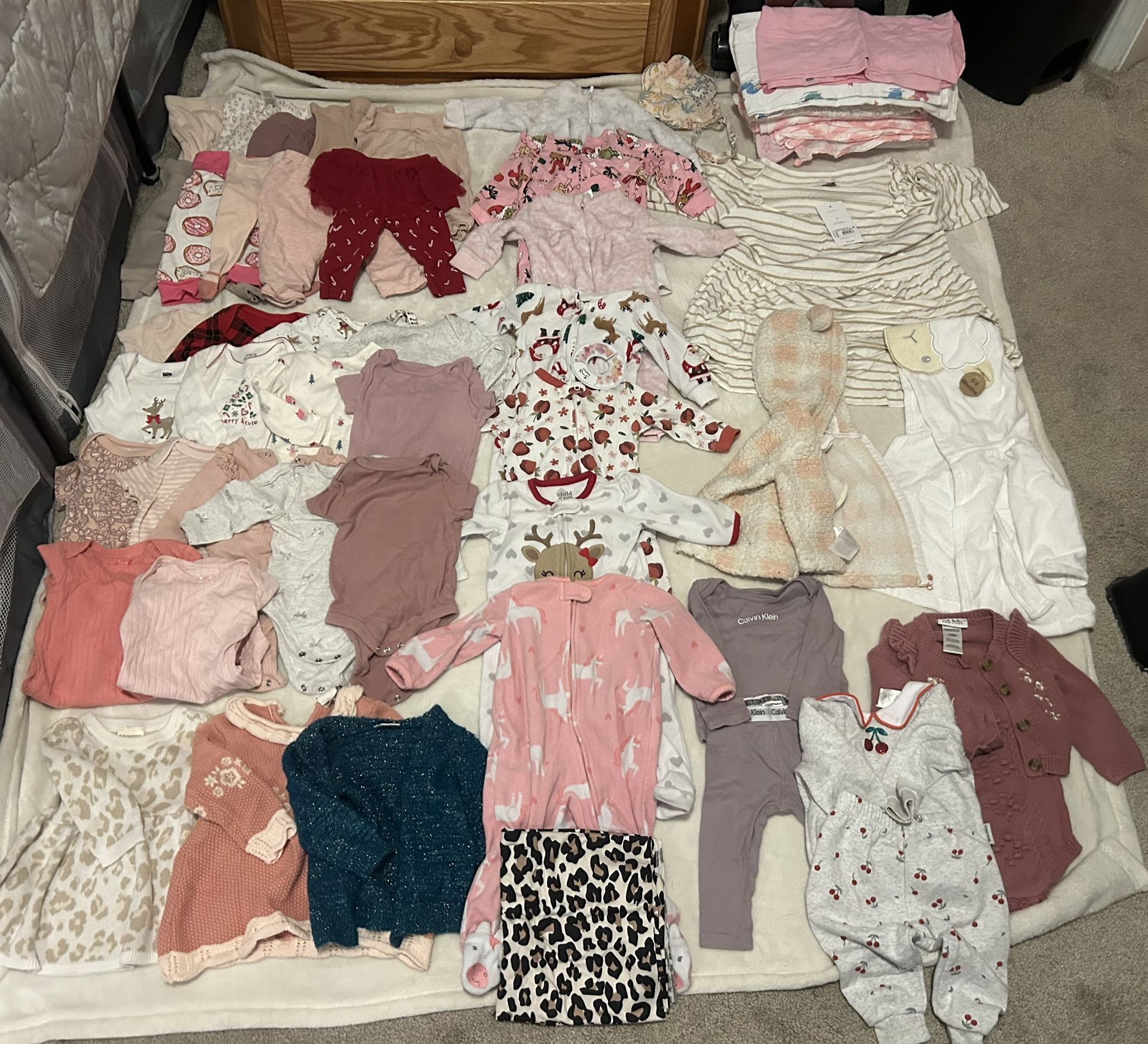 114 Items!! 0-3, 3, & 3-6 Month Baby Girl Clothes & Accessories