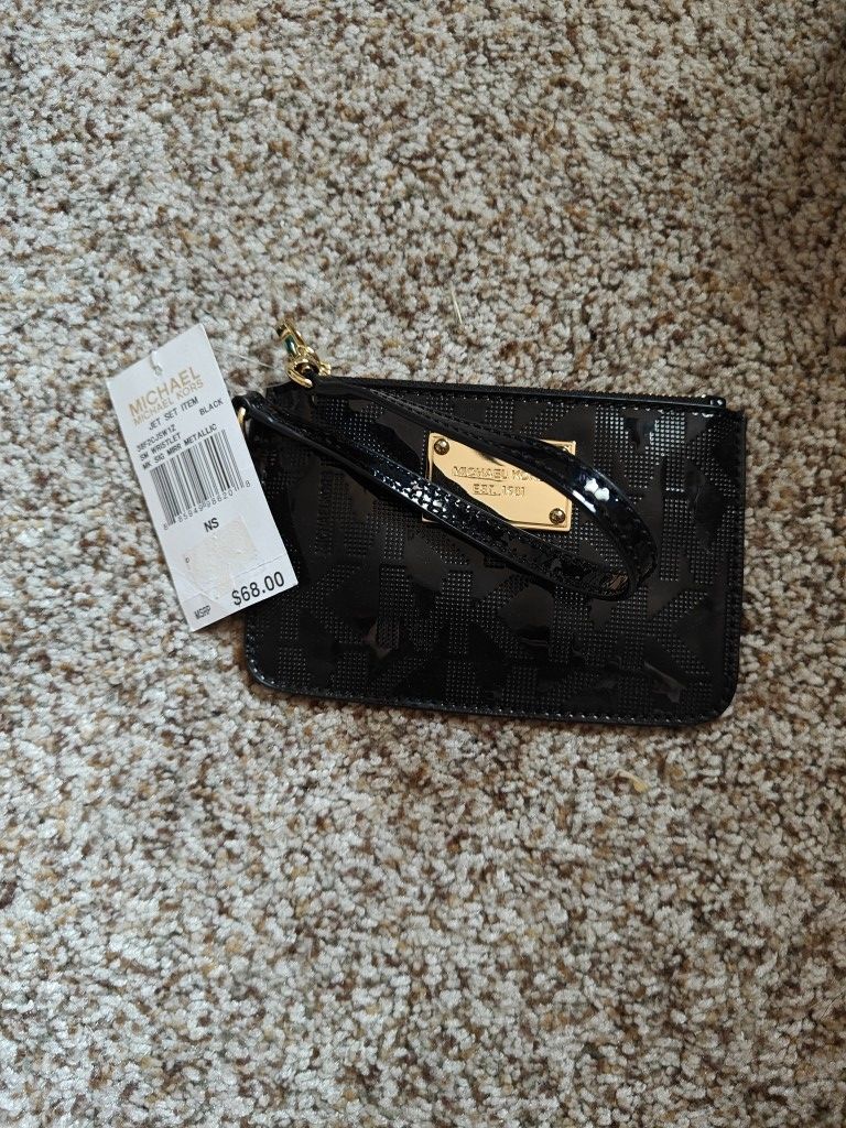 Michael Kors Wristlet