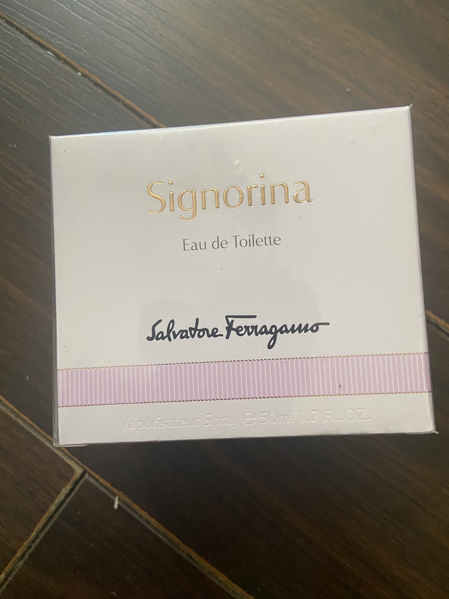 Salvatore Ferragamo Signorina Eau De Toilette Spray For Women 1.7oz / 50ml