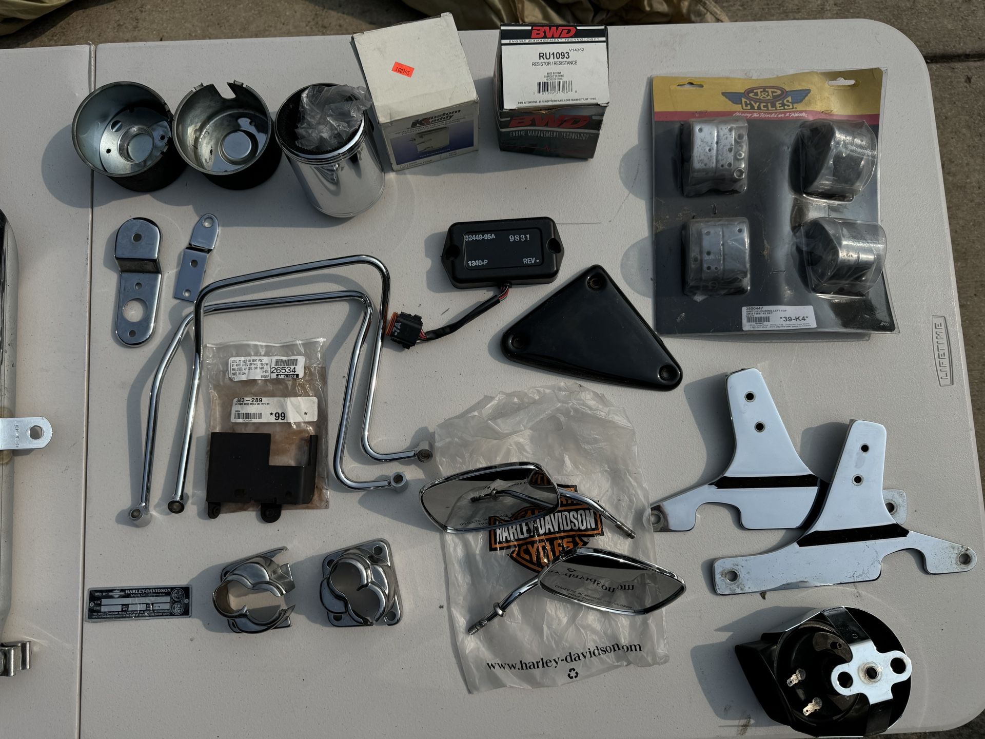 Big Lot Of Harley Davidson Sportster Parts And Accessories -90’s