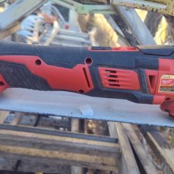 Milwaukee M18 Oscillating Tool