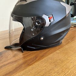 Medium Size Gems Helmet