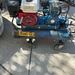 Gas Compressor With A Honda Motor Runs Good