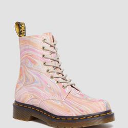 Pastel Dr Martens