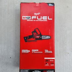 Milwaukee
M12 FUEL 12V Lithium-Ion Brushless Battery 6 in. HATCHET Pruning Saw Kit with 4.0 battery