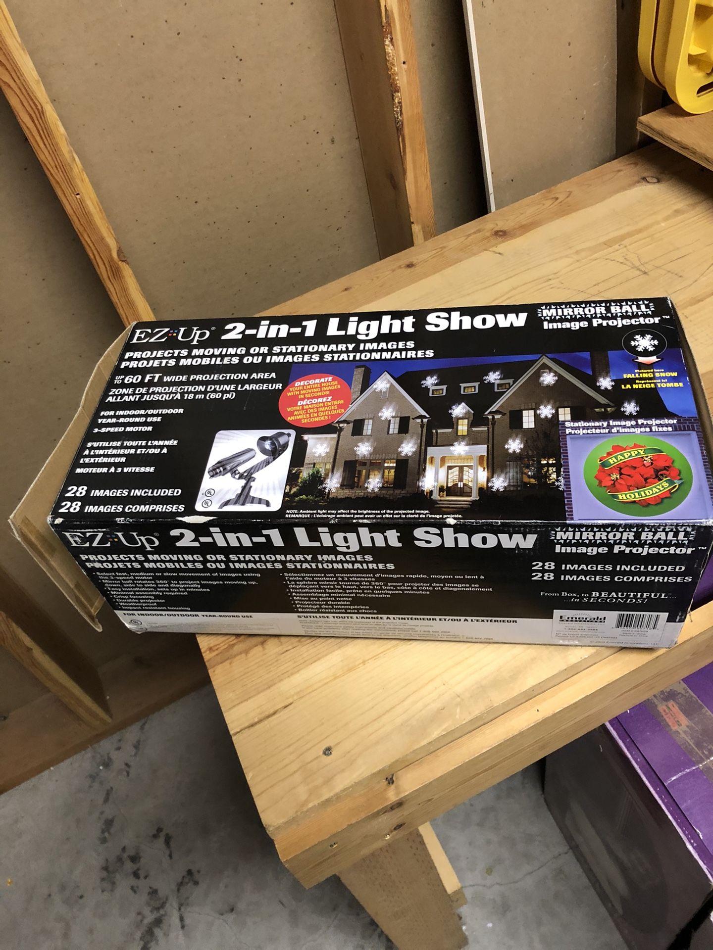 Halloween & holiday house spot light show great for haunted house