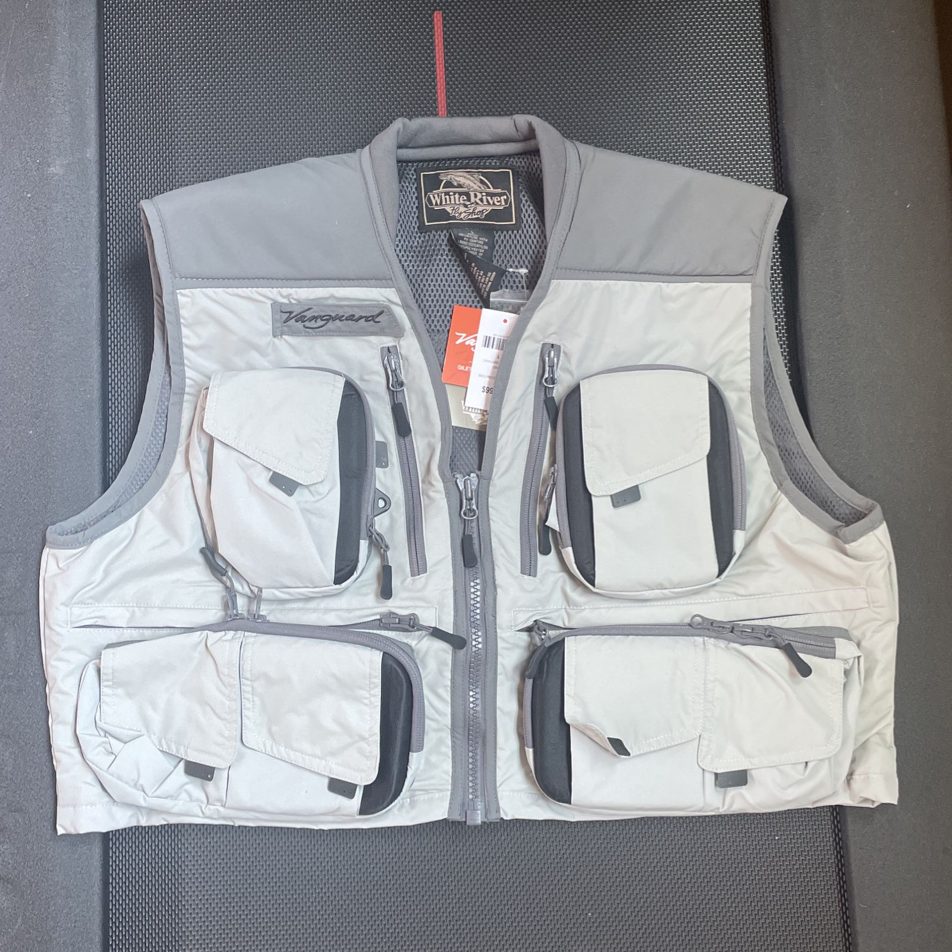 White River Fly Shop Vanguard Fly Vest New With Tags LARGE for
