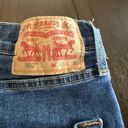 Levi 502 W40 L30