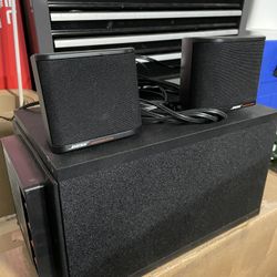 Bose Speaker Base Box And (2) Cube Speakers