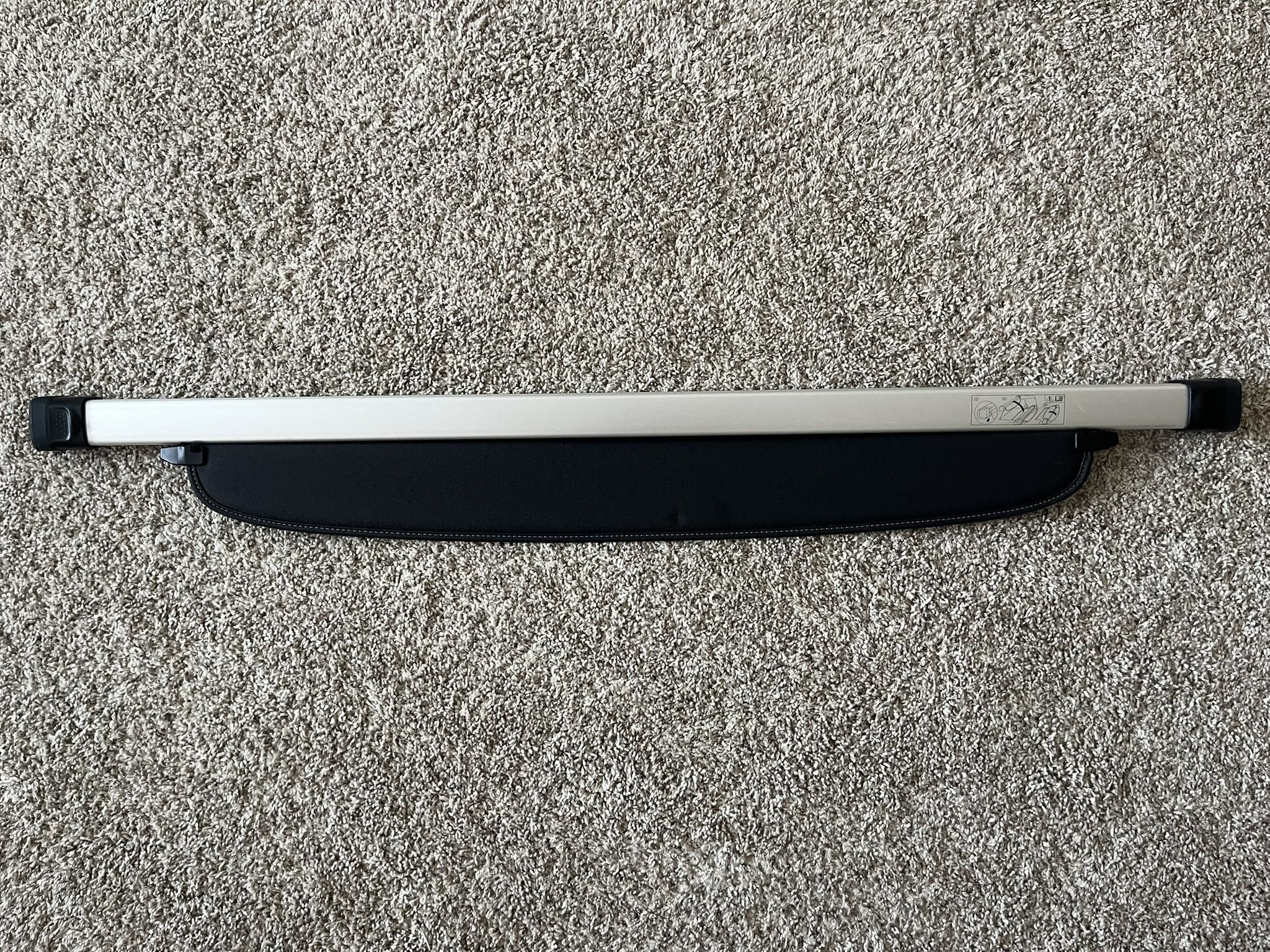 Trunk Retractable Cover