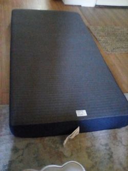 Mattress twin