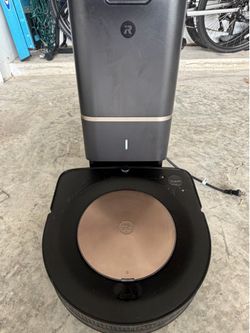 Roomba s9+