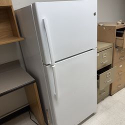 Refrigerator – Works Perfectly