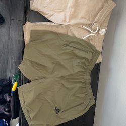 Adidas & H&M Men’s Shorts Bundle (Size M/XL) – Athletic + Linen Casual