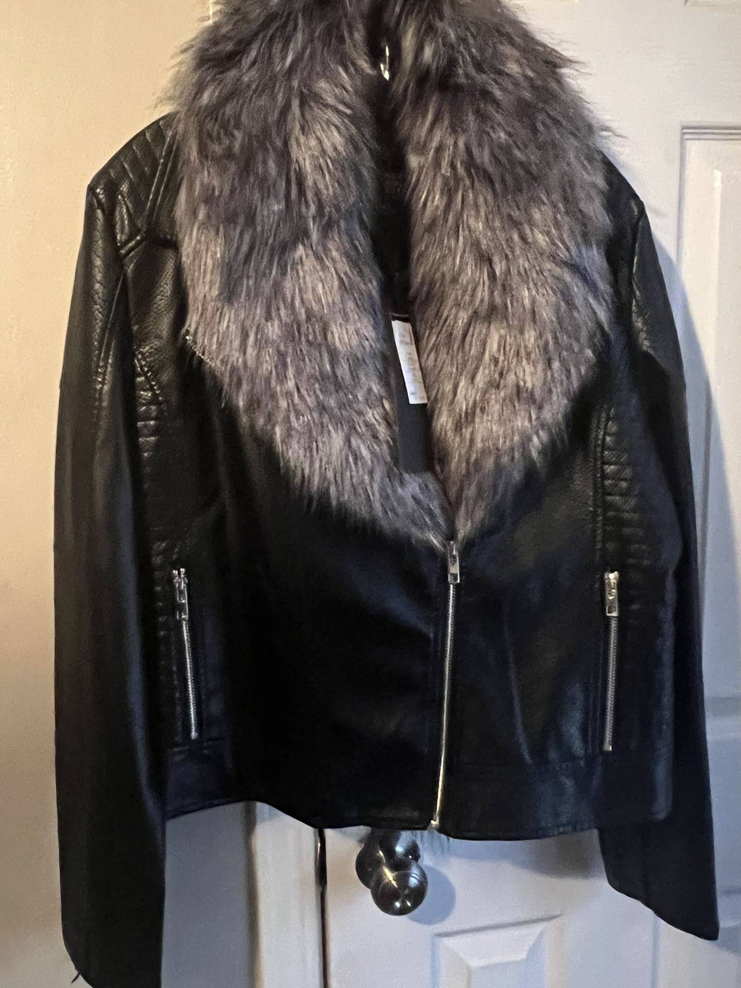 New Faux-Leather Crocodile Trench Coat for Sale in Detroit, MI - OfferUp