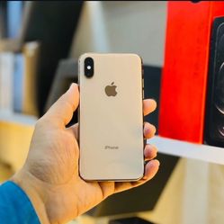 iPhone XS Unlocked With Warranty 😊